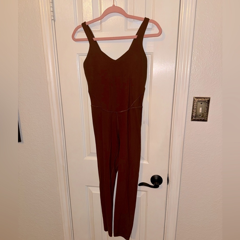 Lulu lemon, size 6, new with tags, ribbed body suit, tan/brownn